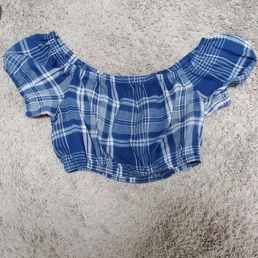 American Eagle crop top